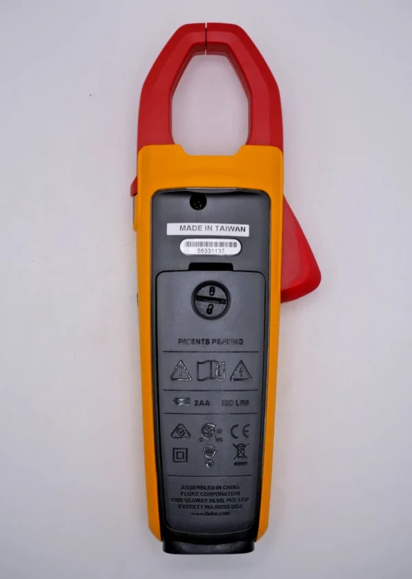 Clamp Meter – True RMS, Backlit LCD, 600 A, 33mm Jaw – FLUKE - Image 3